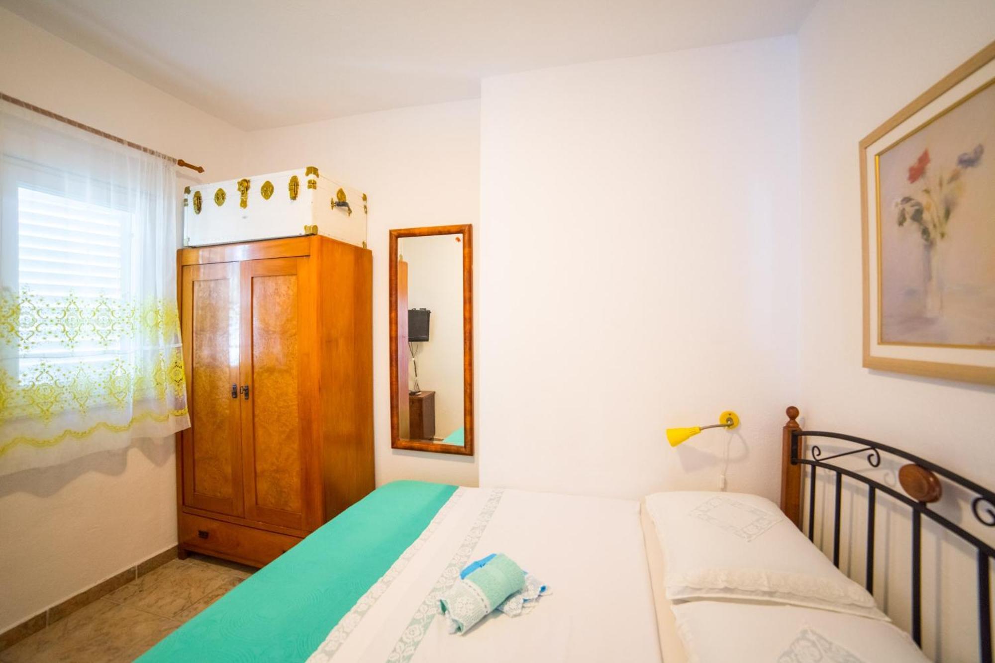 Apartmani Kala Podgora Ruang foto